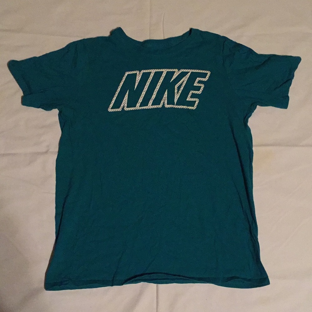 NIKE T-Shirt
